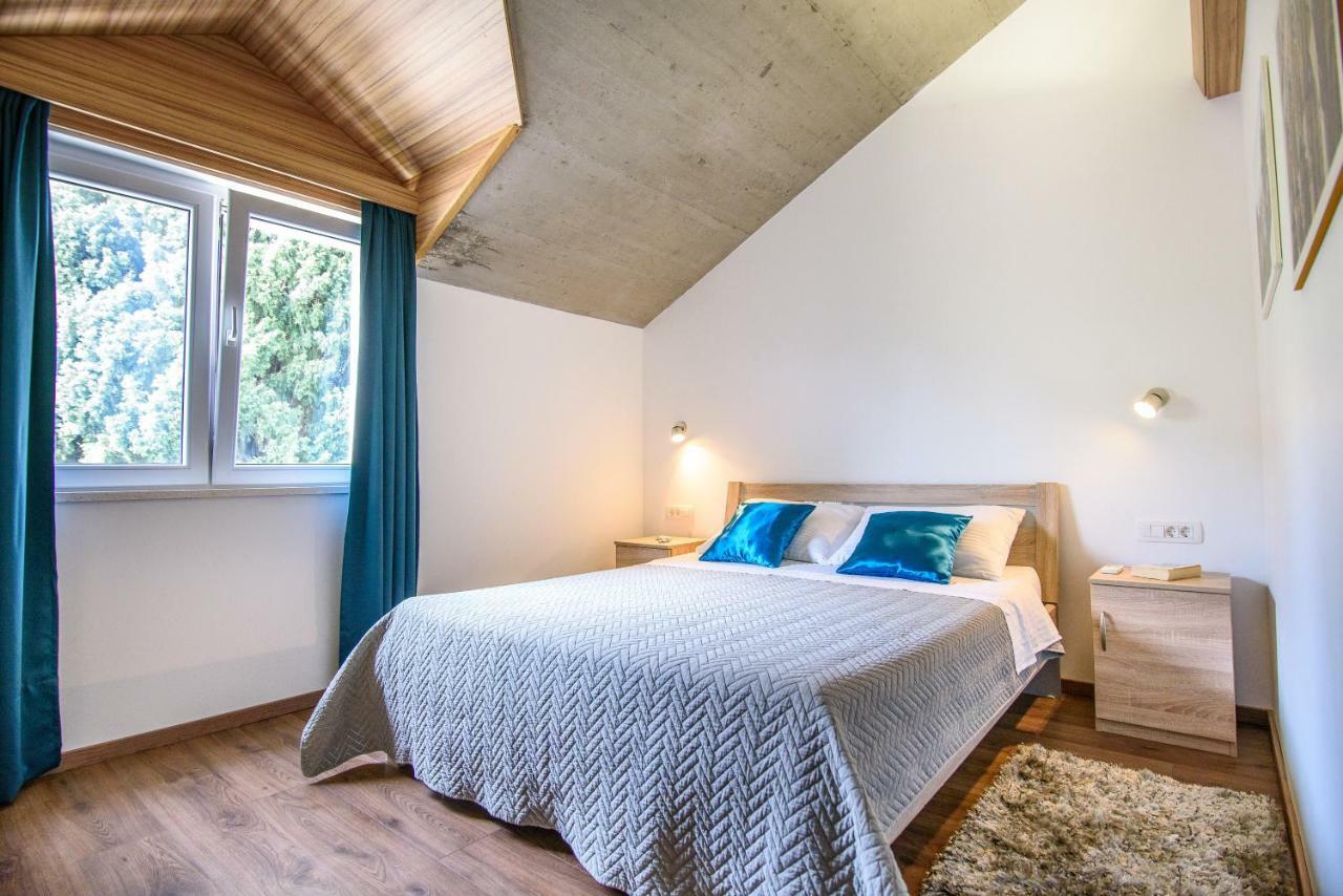 California Apartments 3 دوبروفينك المظهر الخارجي الصورة