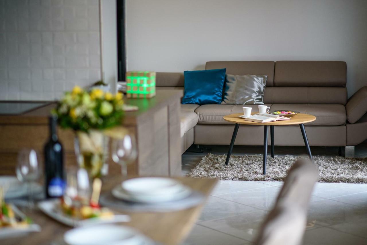 California Apartments 3 دوبروفينك المظهر الخارجي الصورة
